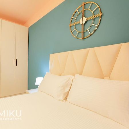 Miku Apartment - Vibrant 1Bd Apartment At Olympic Residence Tirana Kültér fotó
